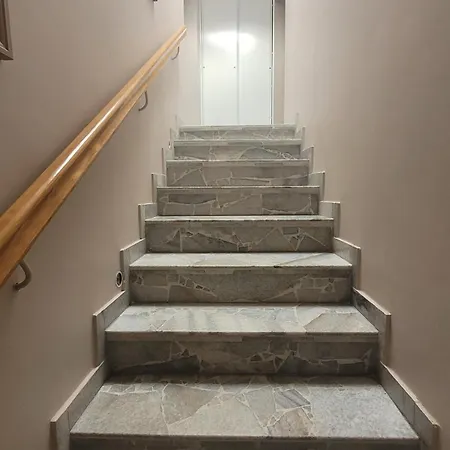Fabryka Slodkosci - 2 * ميلنو