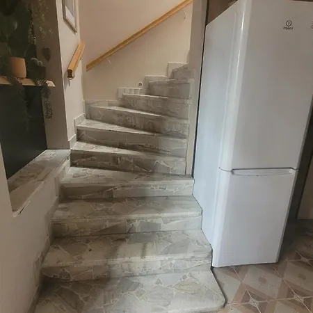 بيت شباب Fabryka Slodkosci - 2 *